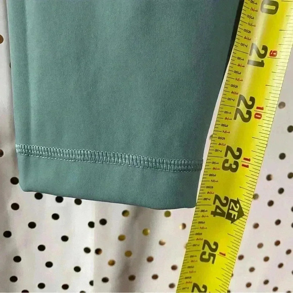 Lululemon Wunder Unders High Rise - Picture 9 of 12